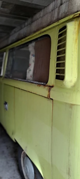 1975 Volkswagen Bay-Window Camper - Image 10 of 13