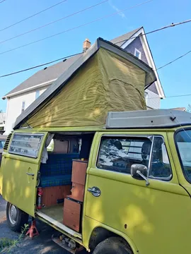 1975 Volkswagen Westphalia T2 Camper Bus
