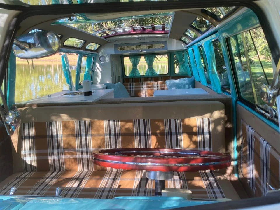 1975 Volkswagen Bay-Window Bus - Image 13 of 21