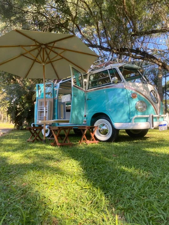 1975 Volkswagen Bay-Window Bus - Image 5 of 21