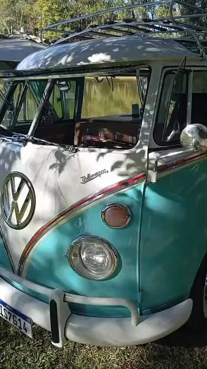 1975 Volkswagen Bay-Window Bus - Image 21 of 21