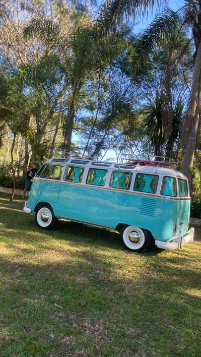 1975 Volkswagen Bay-Window Bus - Image 7 of 21