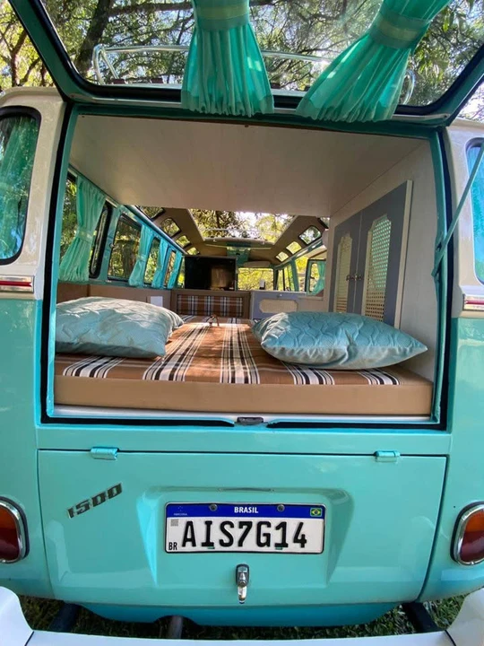 1975 Volkswagen Bay-Window Bus - Image 16 of 21