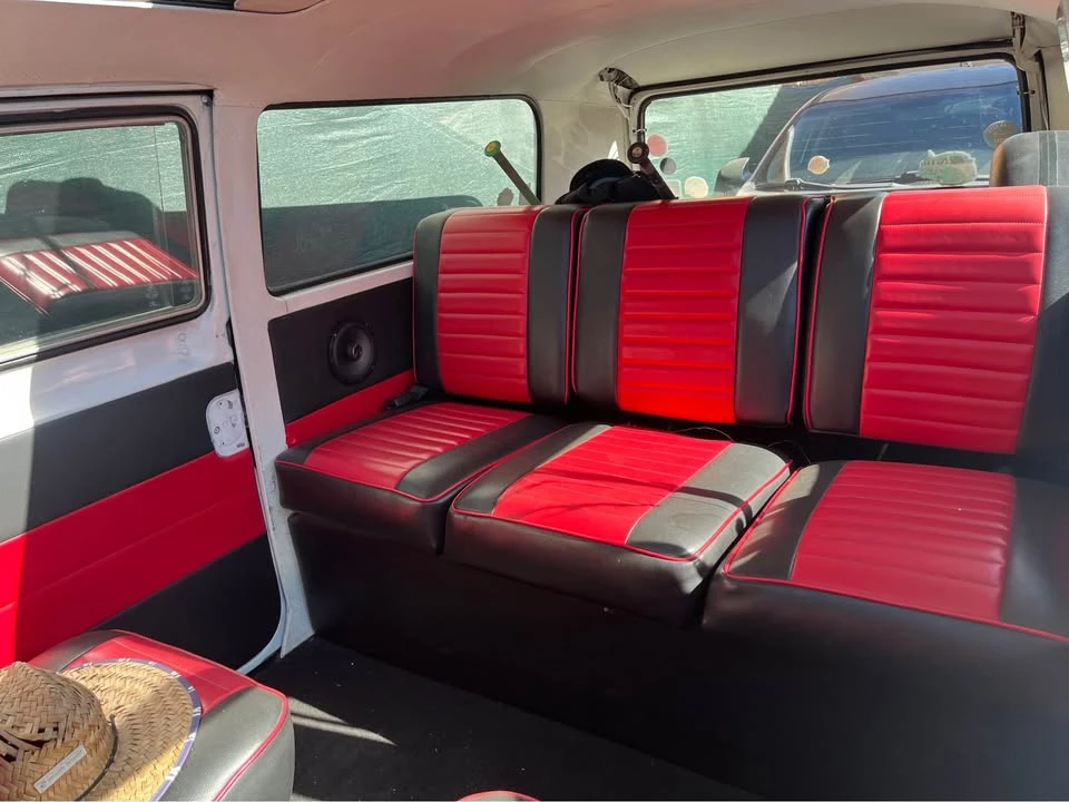 1975 Volkswagen Bay-Window Bus - Image 2 of 3