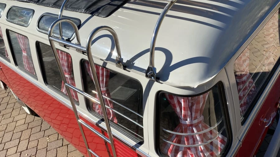 1975 Volkswagen Bay-Window Bus - Image 6 of 31
