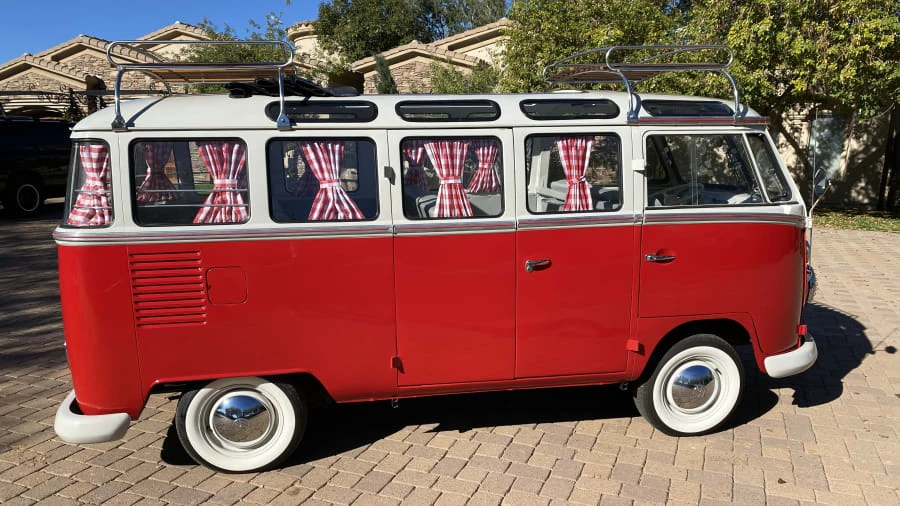1975 Volkswagen Bay-Window Bus - Image 25 of 31