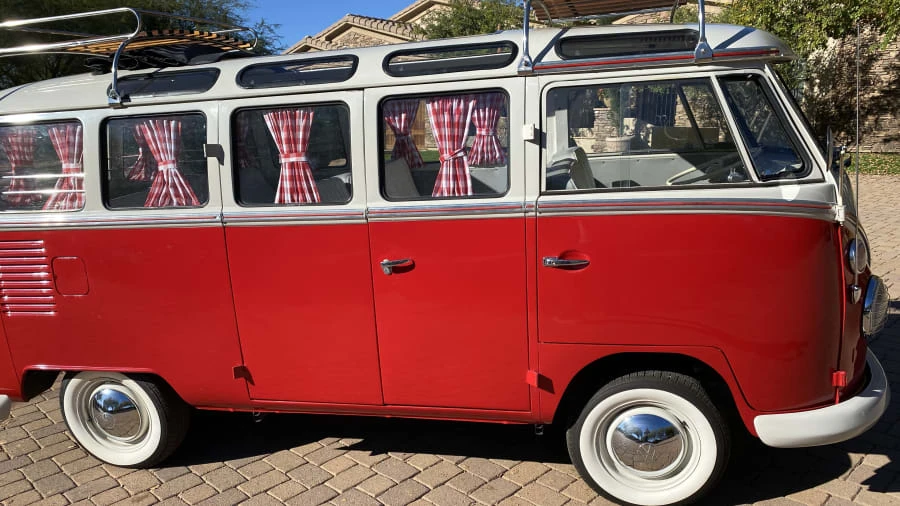1975 Volkswagen Bay-Window Bus - Image 26 of 31