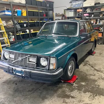 1975 Volvo 244