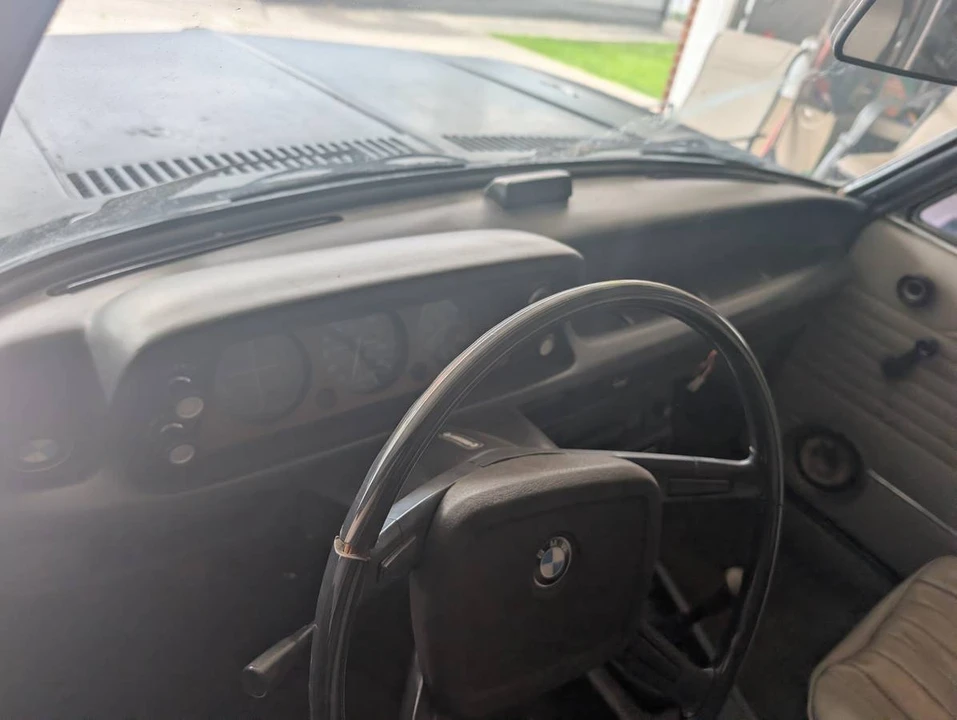 1975 BMW 2002 - Image 7 of 10