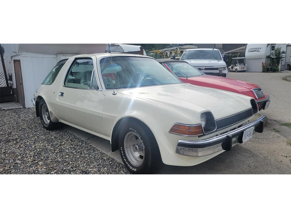 1976 AMC Pacer - Image 3 of 10