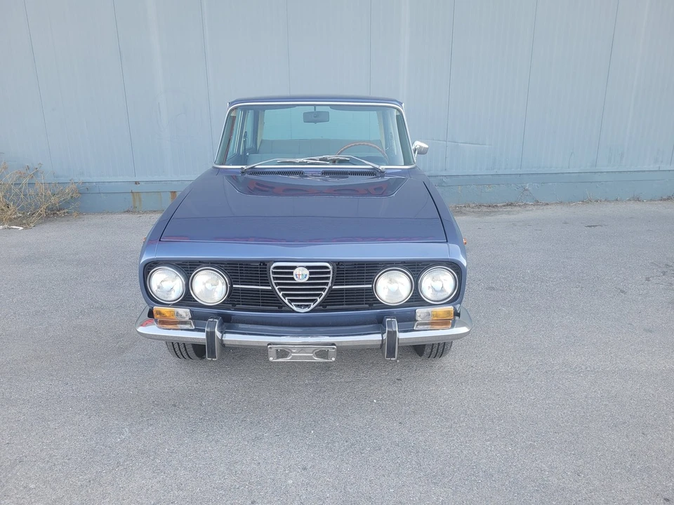 1976 Alfa Romeo 2000 GT Veloce - Image 2 of 30