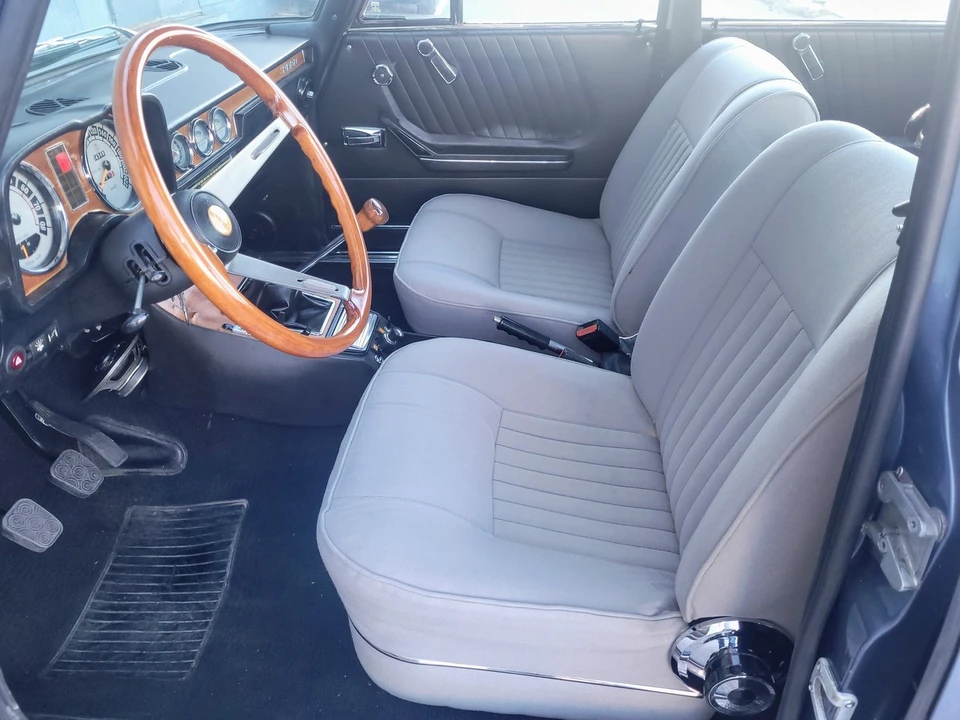 1976 Alfa Romeo 2000 GT Veloce - Image 9 of 30