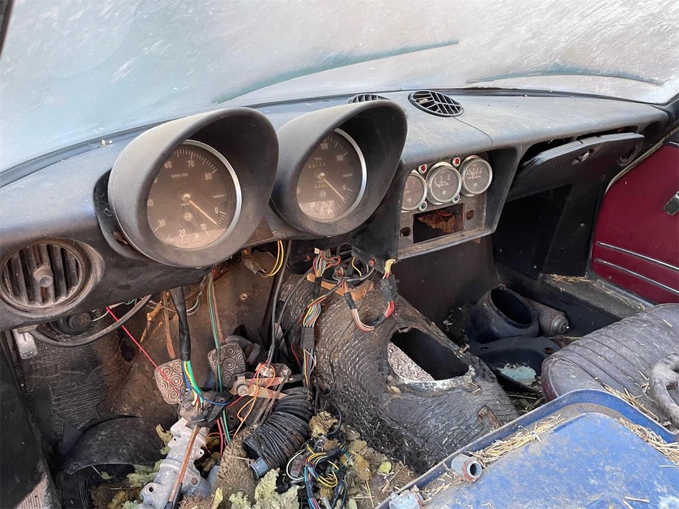 1976 Alfa Romeo 2000 GT Veloce - Image 13 of 31