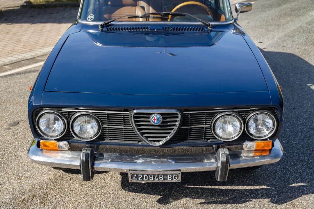 1976 Alfa Romeo 2000 GT Veloce - Image 10 of 31