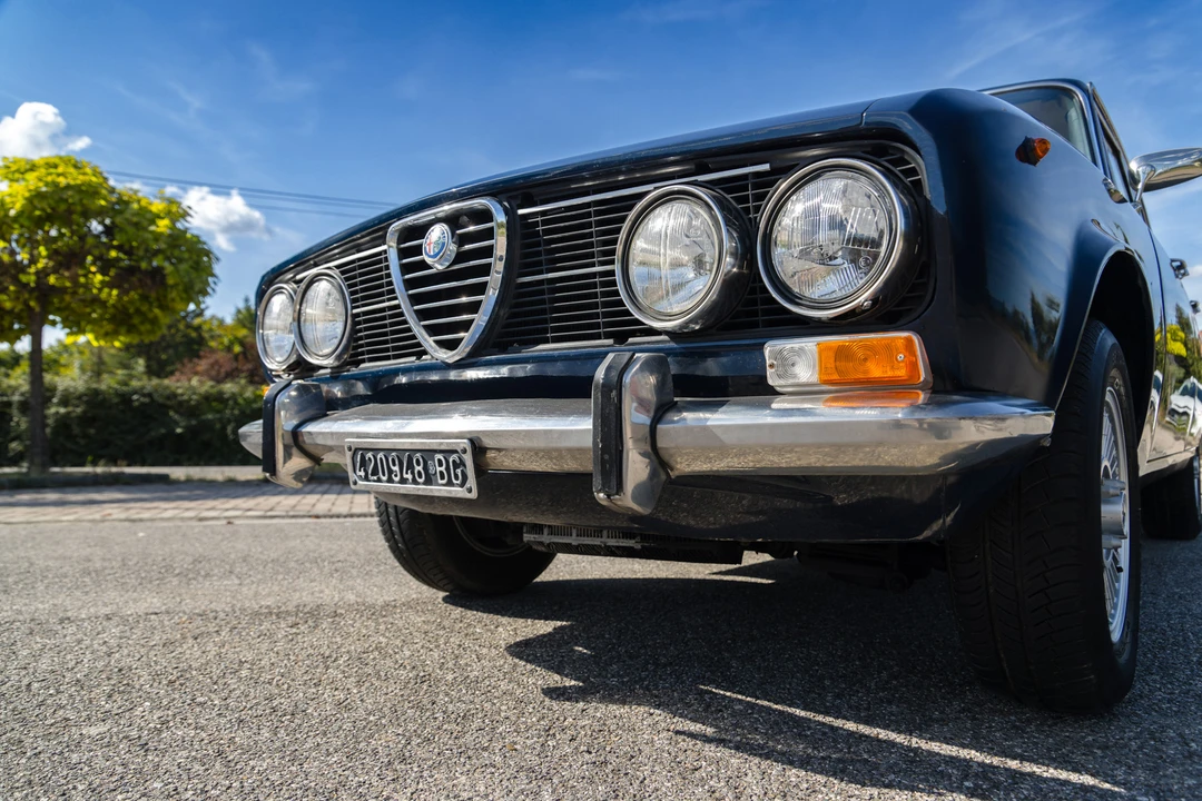 1976 Alfa Romeo 2000 GT Veloce - Image 11 of 31