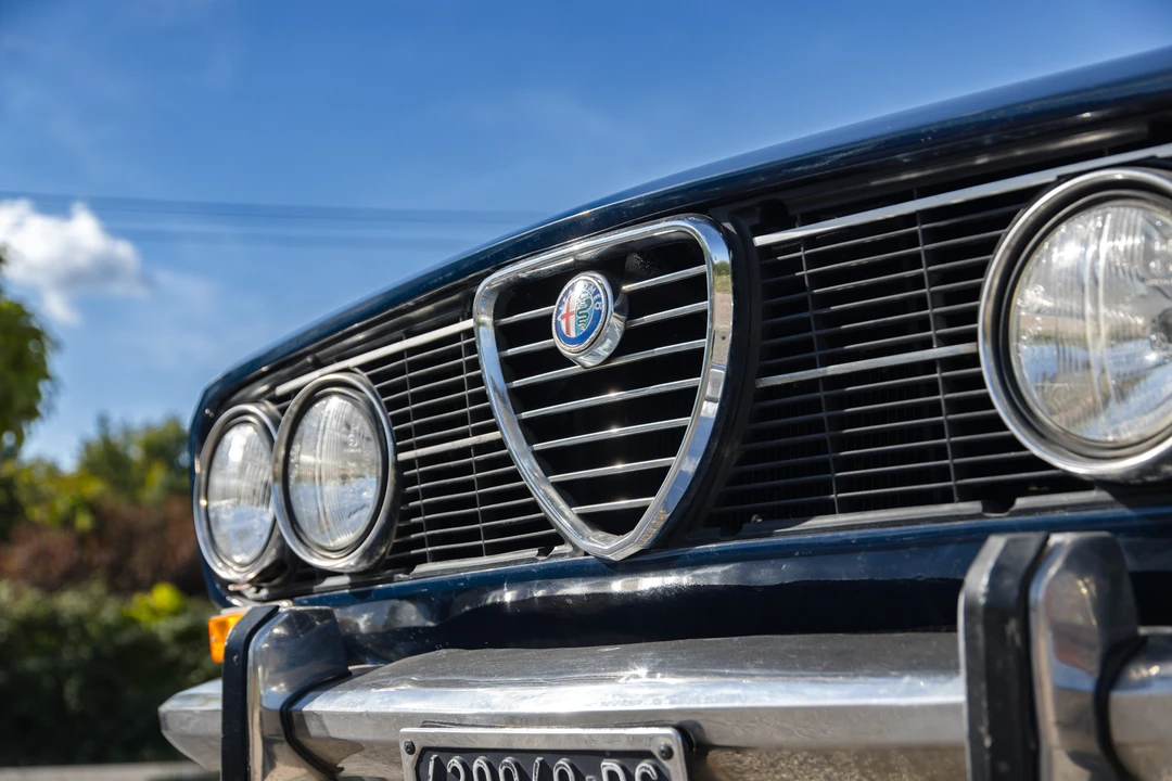 1976 Alfa Romeo 2000 GT Veloce - Image 12 of 31