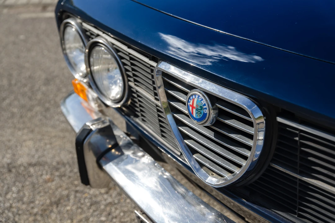 1976 Alfa Romeo 2000 GT Veloce - Image 13 of 31