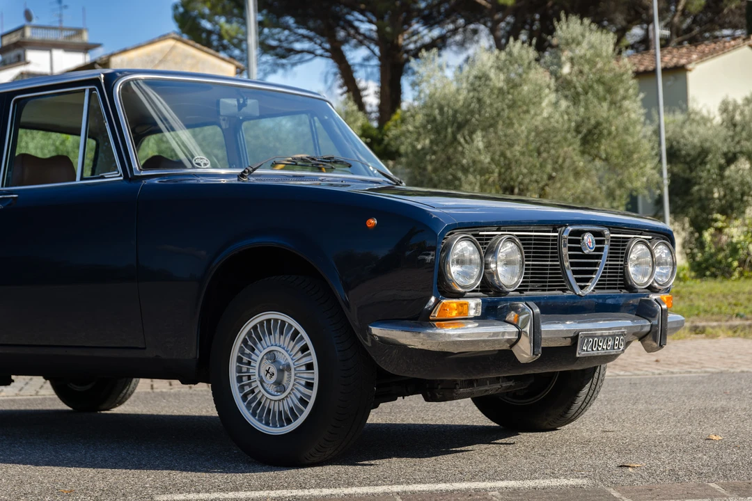 1976 Alfa Romeo 2000 GT Veloce - Image 16 of 31