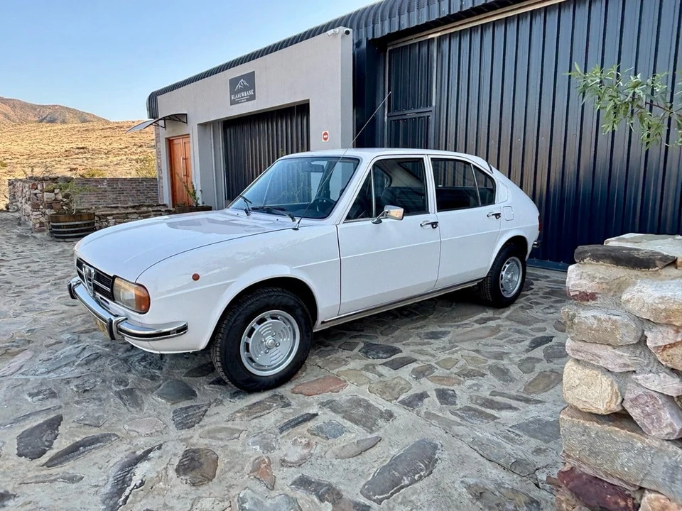 1976 Alfa Romeo Sprint 1st Gen - Image 14 of 31