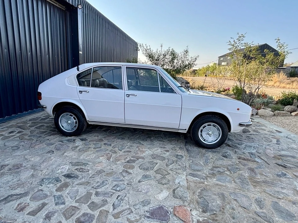 1976 Alfa Romeo Sprint 1st Gen - Image 19 of 31