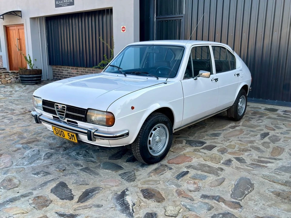 1976 Alfa Romeo Sprint 1st Gen - Image 11 of 31