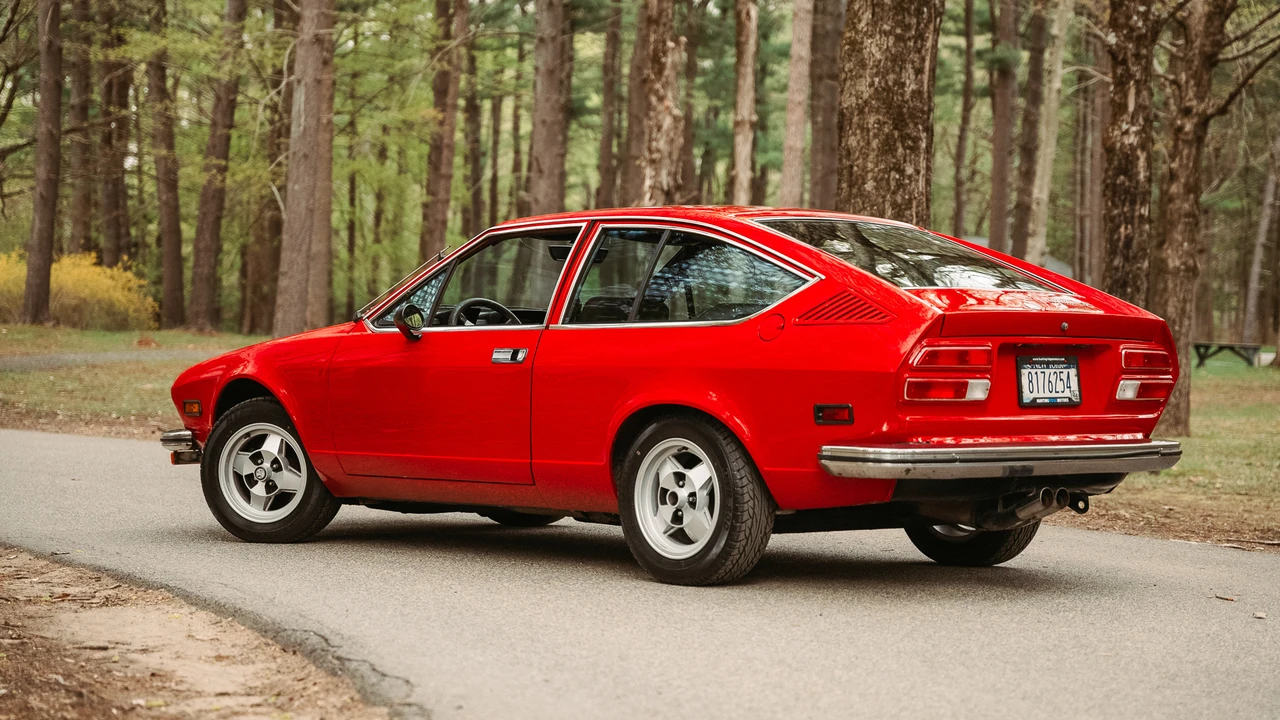 1976 Alfa Romeo Alfetta GT - Image 8 of 31
