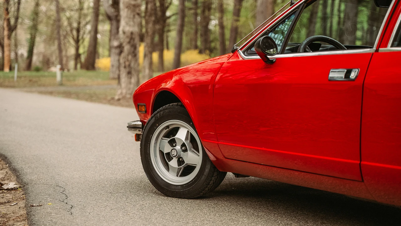 1976 Alfa Romeo Alfetta GT - Image 31 of 31
