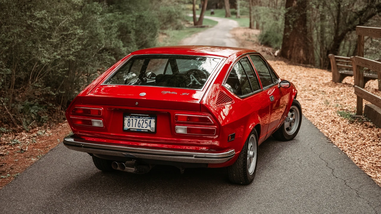 1976 Alfa Romeo Alfetta GT - Image 13 of 31