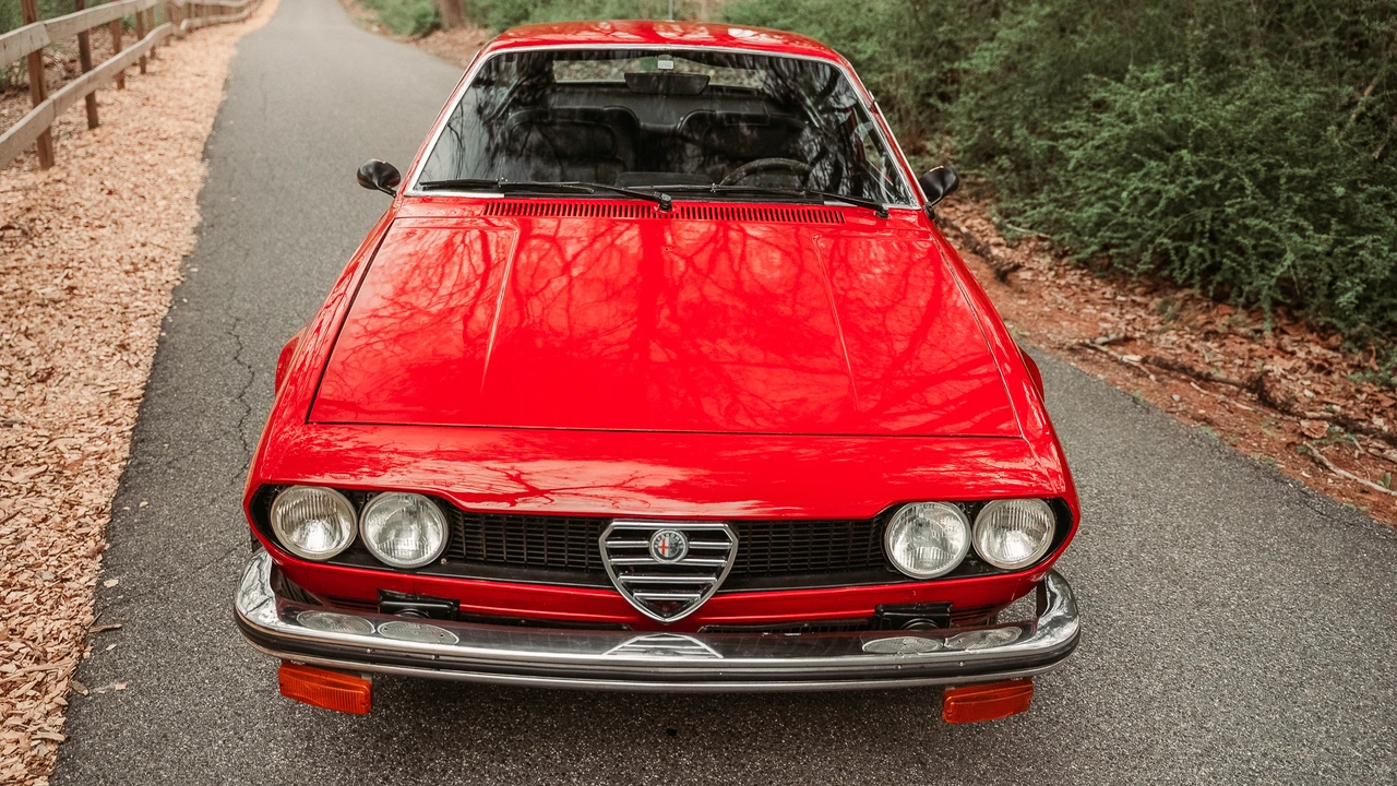 1976 Alfa Romeo Alfetta GT - Image 2 of 31