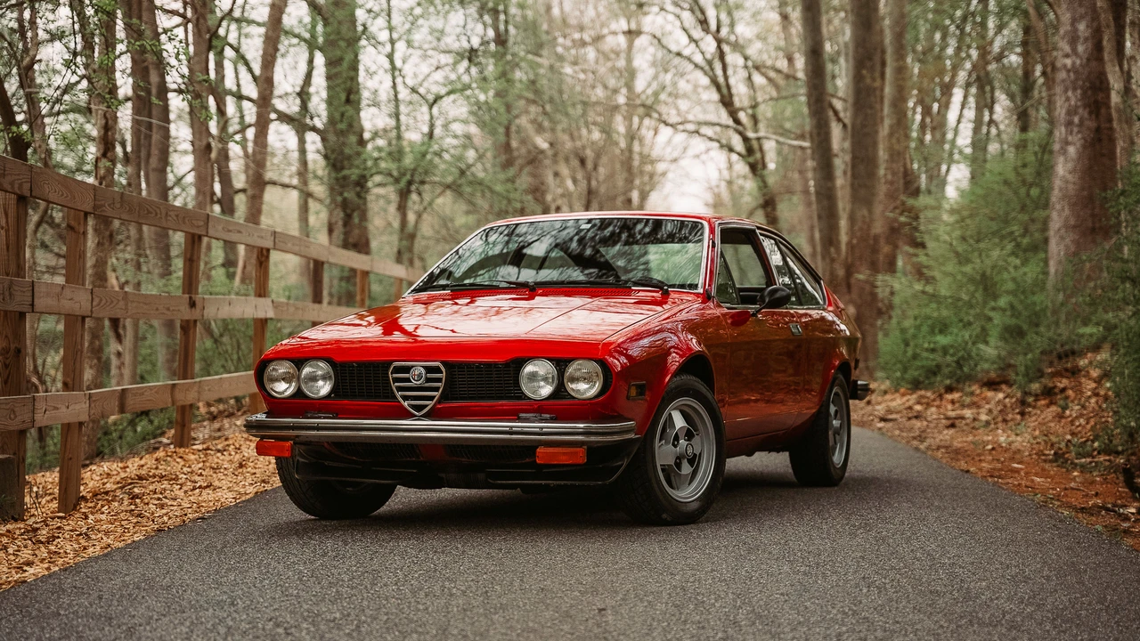 1976 Alfa Romeo Alfetta GT - Image 7 of 31