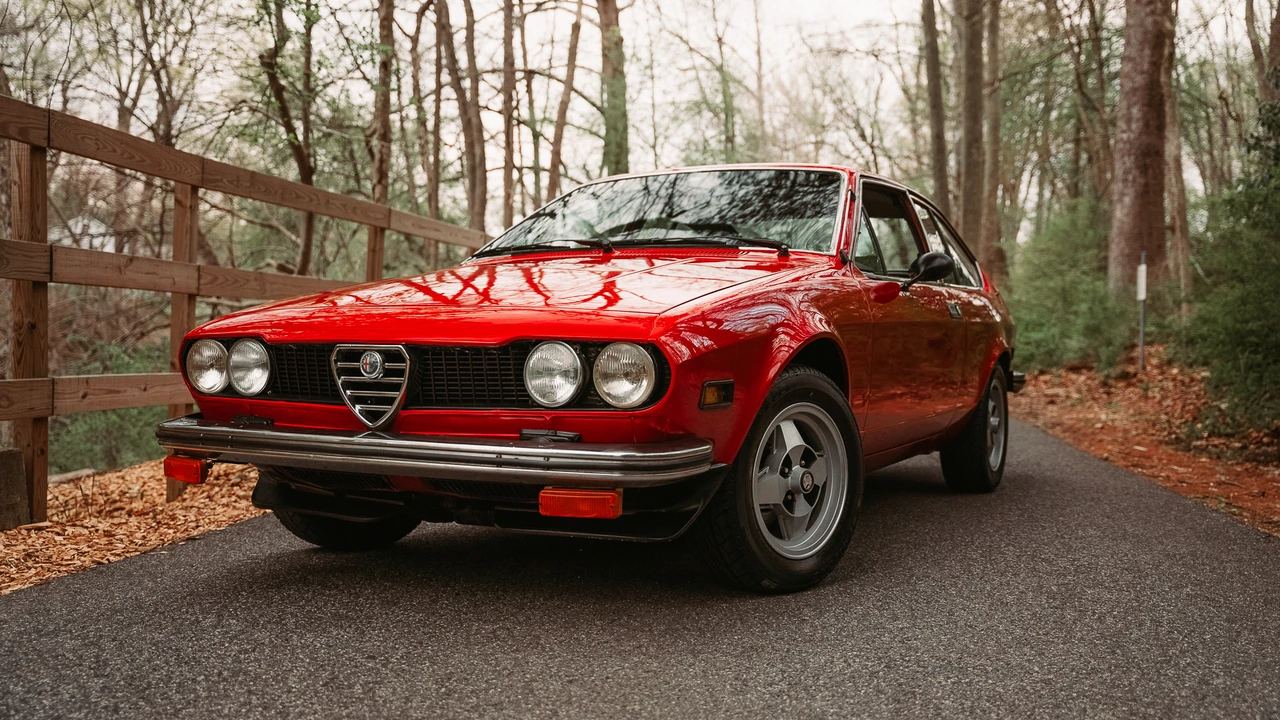 1976 Alfa Romeo Alfetta GT - Image 5 of 31