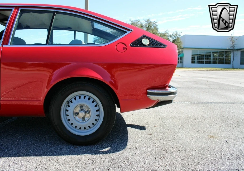 1976 Alfa Romeo Alfetta GT - Image 18 of 21