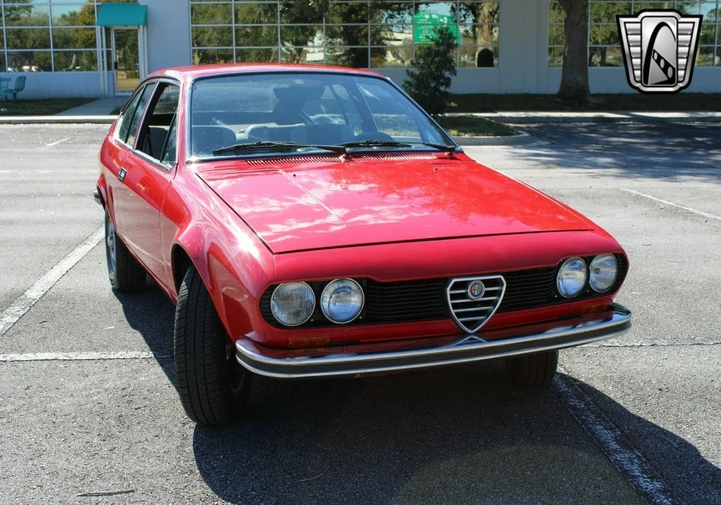 1976 Alfa Romeo Alfetta GT - Image 4 of 12