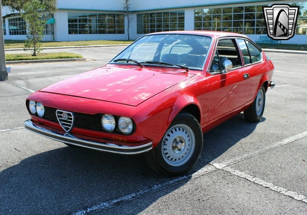 1976 Alfa Romeo Alfetta GT - Image 5 of 12