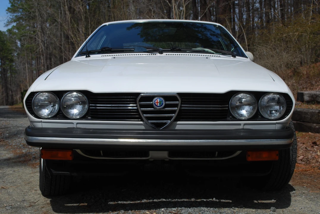 1976 Alfa Romeo Alfetta GT - Image 7 of 31