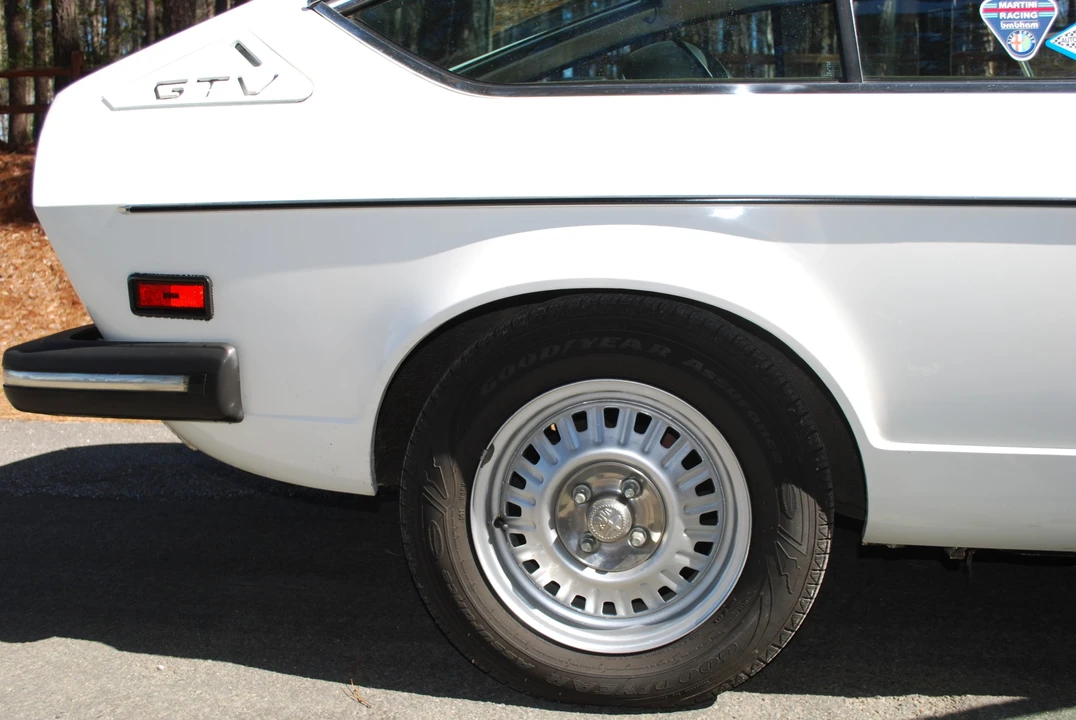 1976 Alfa Romeo Alfetta GT - Image 13 of 31