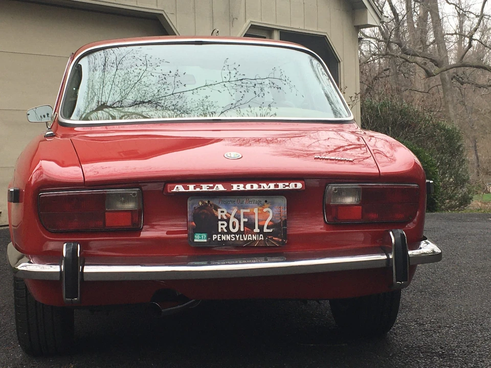 1976 Alfa Romeo 2000 GT Veloce - Image 9 of 31