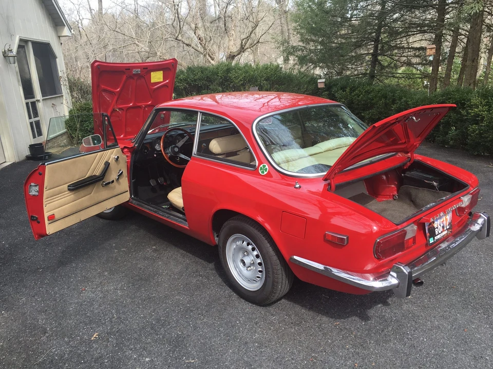 1976 Alfa Romeo 2000 GT Veloce - Image 15 of 31