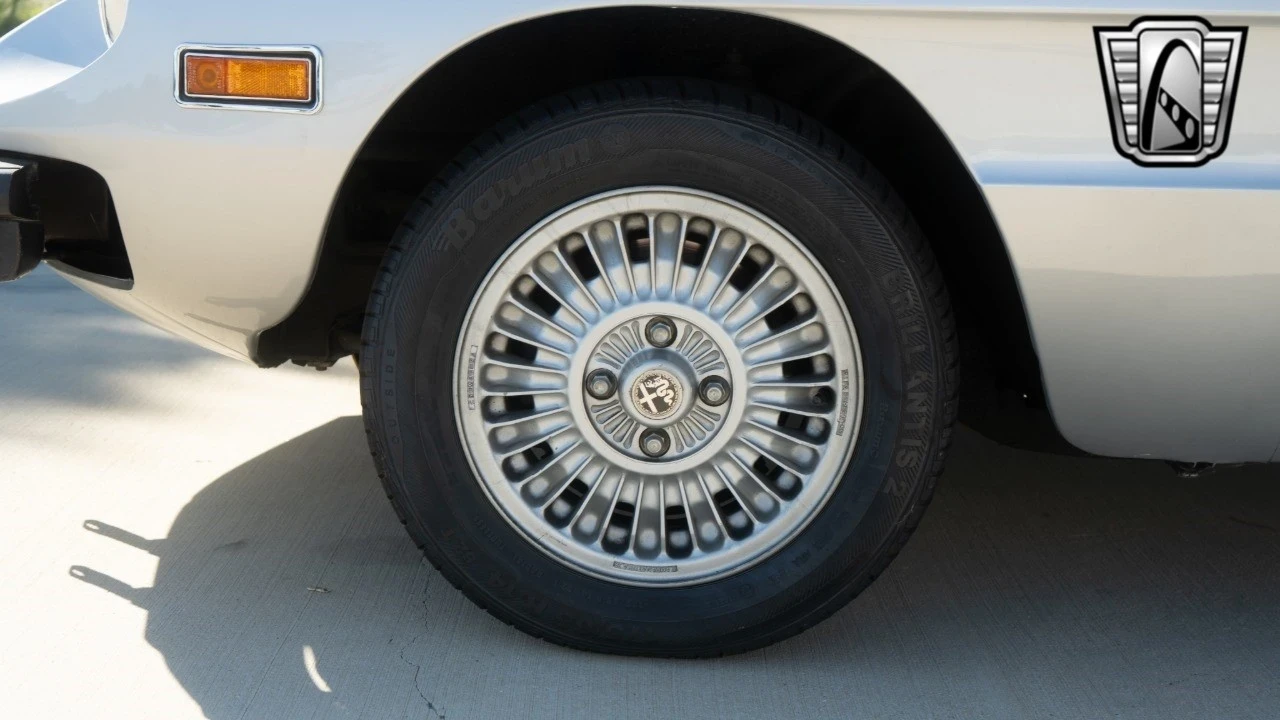 1976 Alfa Romeo Series 2 - Image 10 of 12