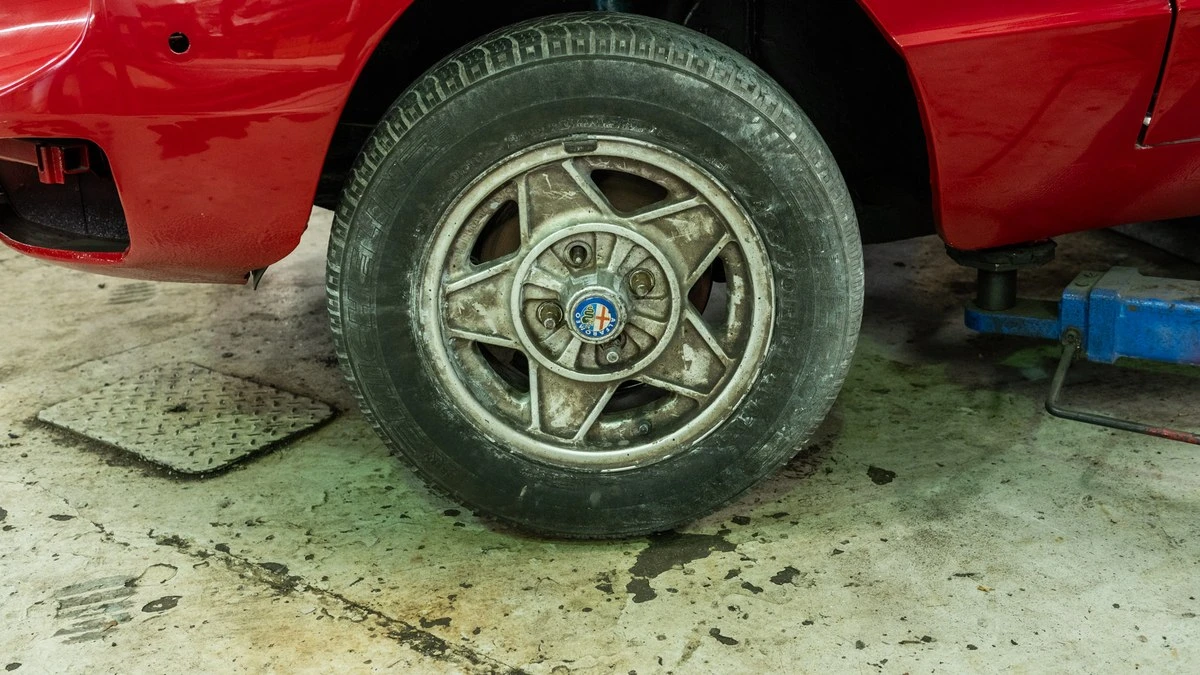 1976 Alfa Romeo Series 2 - Image 6 of 30
