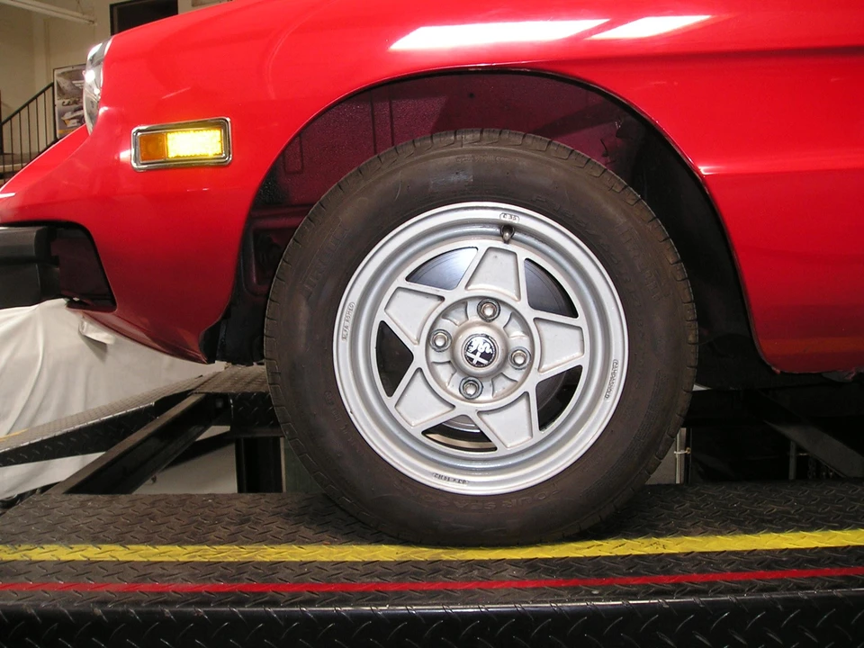 1976 Alfa Romeo Series 2 - Image 14 of 31