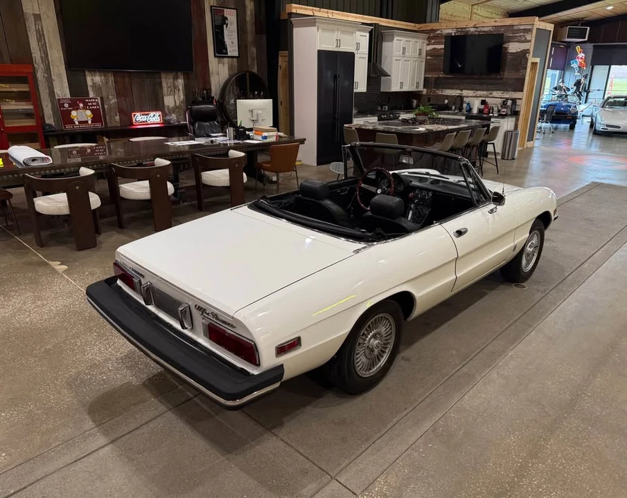 1976 Alfa Romeo Series 2 - Image 3 of 8