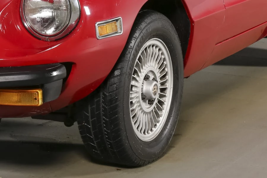 1976 Alfa Romeo Series 2 - Image 9 of 12