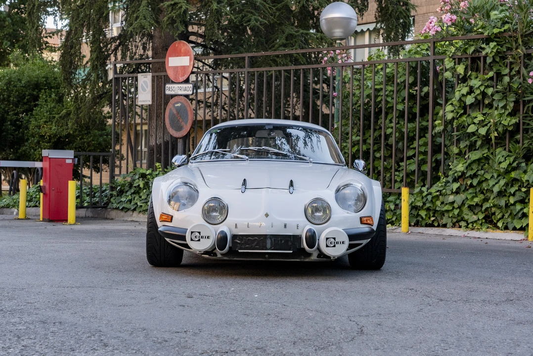 1976 Alpine A110 (1963-1977) - Image 10 of 31