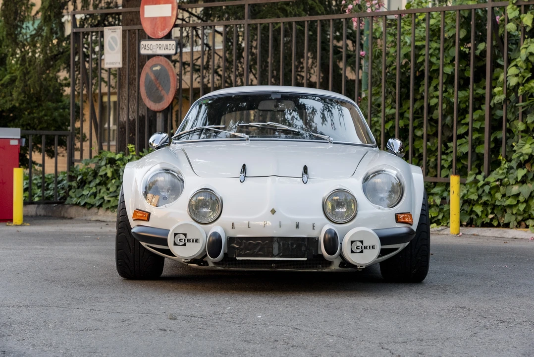 1976 Alpine A110 (1963-1977) - Image 2 of 31