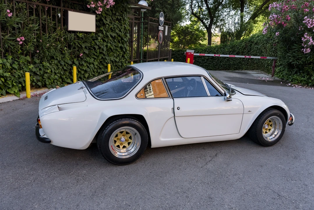 1976 Alpine A110 (1963-1977) - Image 5 of 31