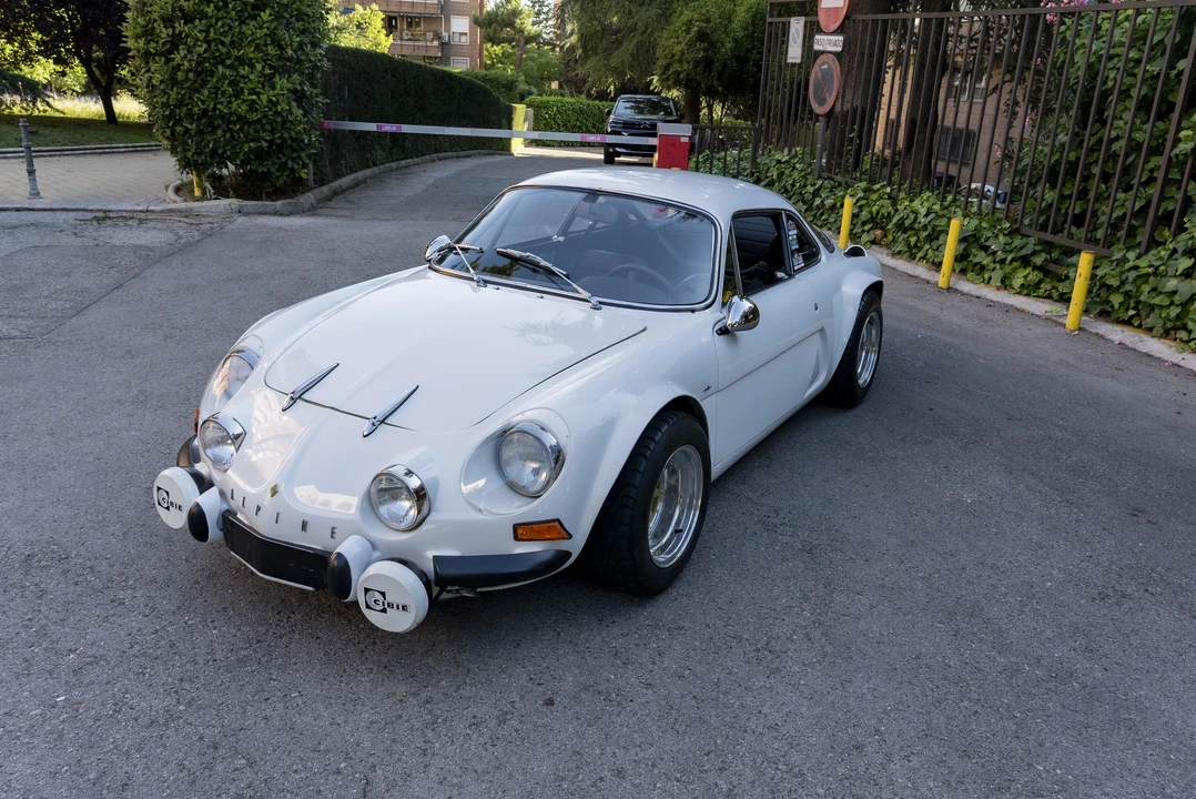 1976 Alpine A110 (1963-1977) - Image 9 of 31
