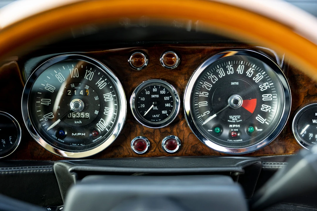1976 Aston Martin Lagonda - Image 18 of 23
