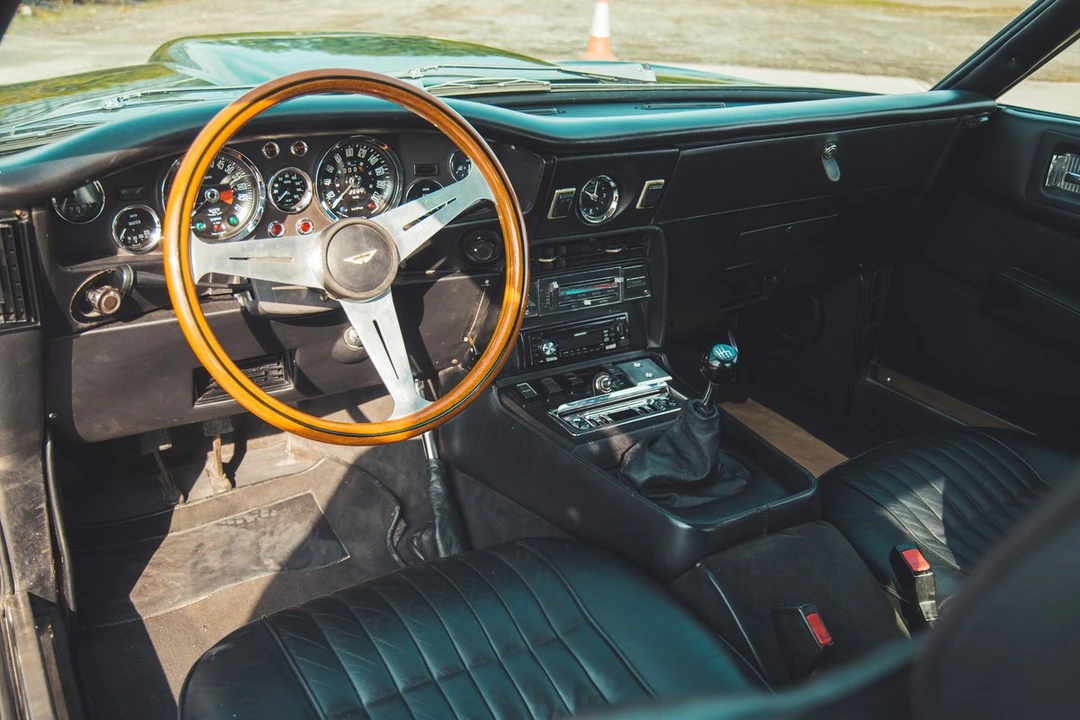1976 Aston Martin AM V8 - Image 17 of 30