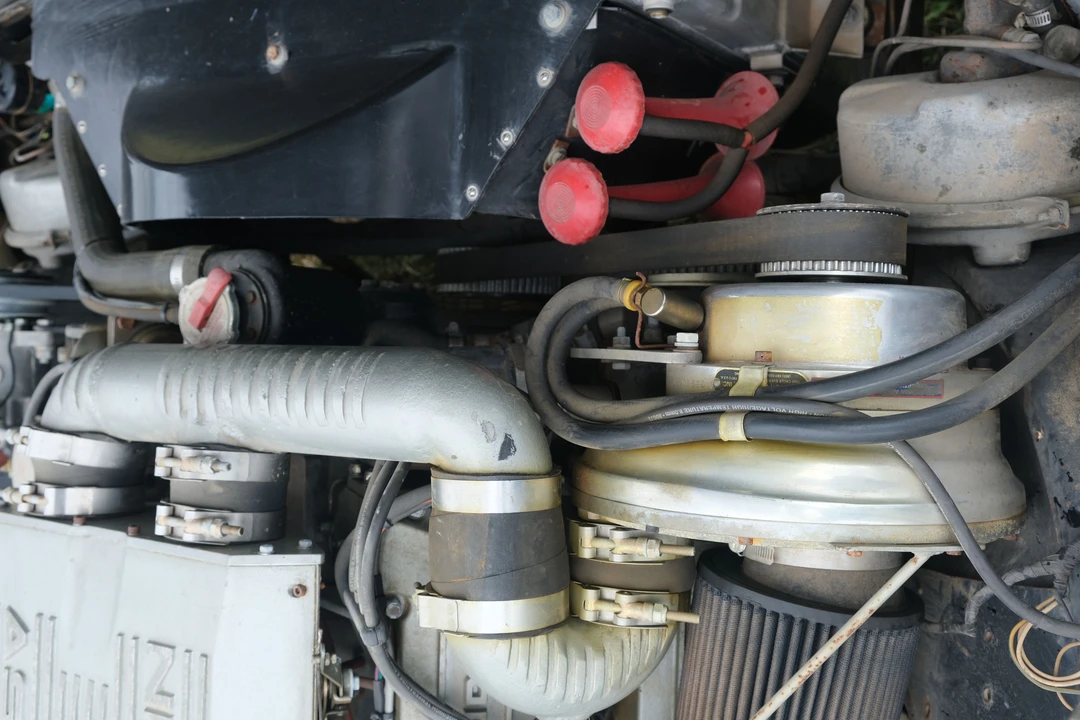 1976 Aston Martin AM V8 - Image 18 of 19